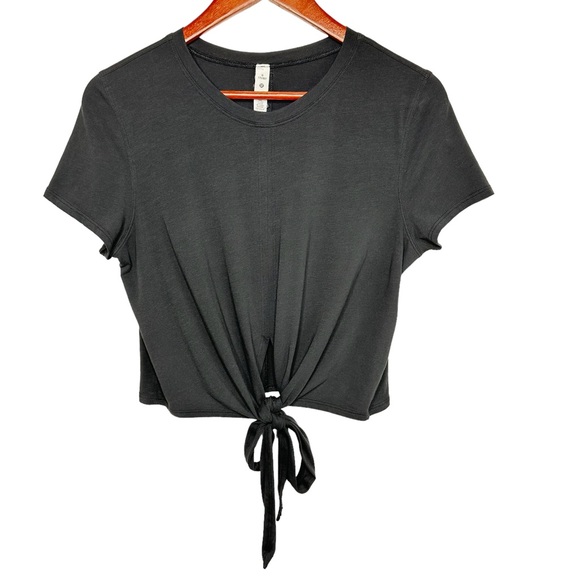 lululemon athletica Tops - Lululemon Black Crop Short Sleeve Top Tee Tie Front Lightweight Soft Size 6